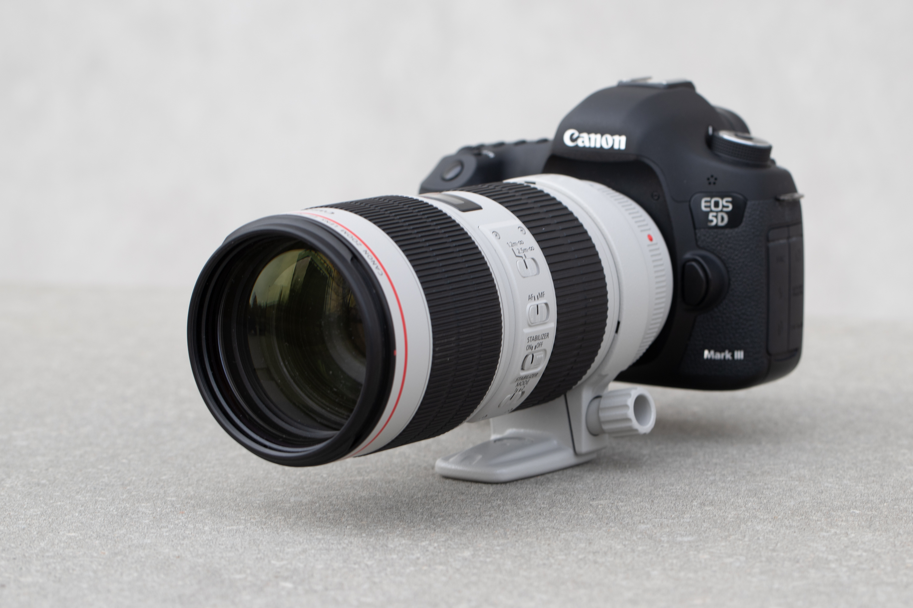 Amazon.co.jp: Canon EF 70-200mm f/2.8L IS II USM : Electronics